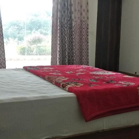 Radha Rani Mahal Khajuraho Otel Dış mekan fotoğraf