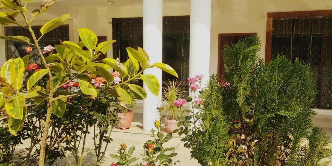 Radha Rani Mahal Khajuraho Otel Dış mekan fotoğraf